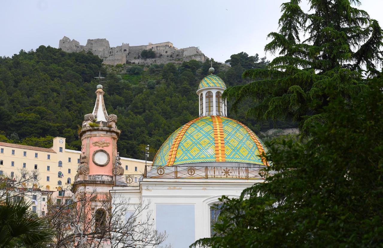 La Casa Sugli Archi Bed and Breakfast Salerno Eksteriør billede